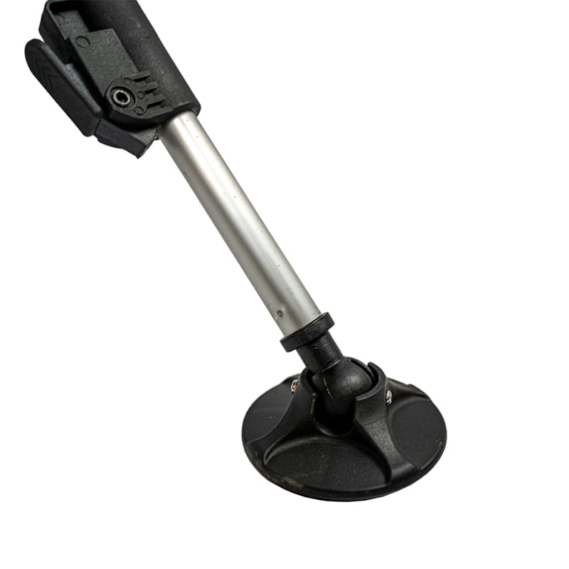 RCG FoldX Chair inklapbare stoel met zwarte mesh-zitting en verstelbare poten detail foto uitgeschoven poot