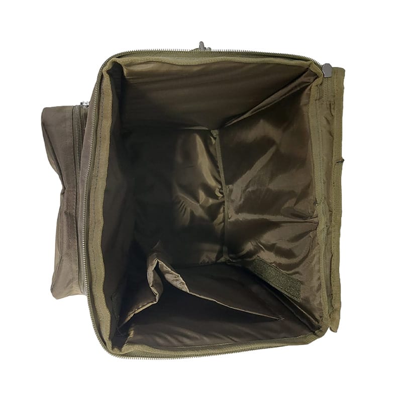 RCG Heater Bag in olijfgroen met voorvak en hoofdvak, geschikt voor Seven Oaks Tent Kachel binnekant bag vanaf bovenaf gezien