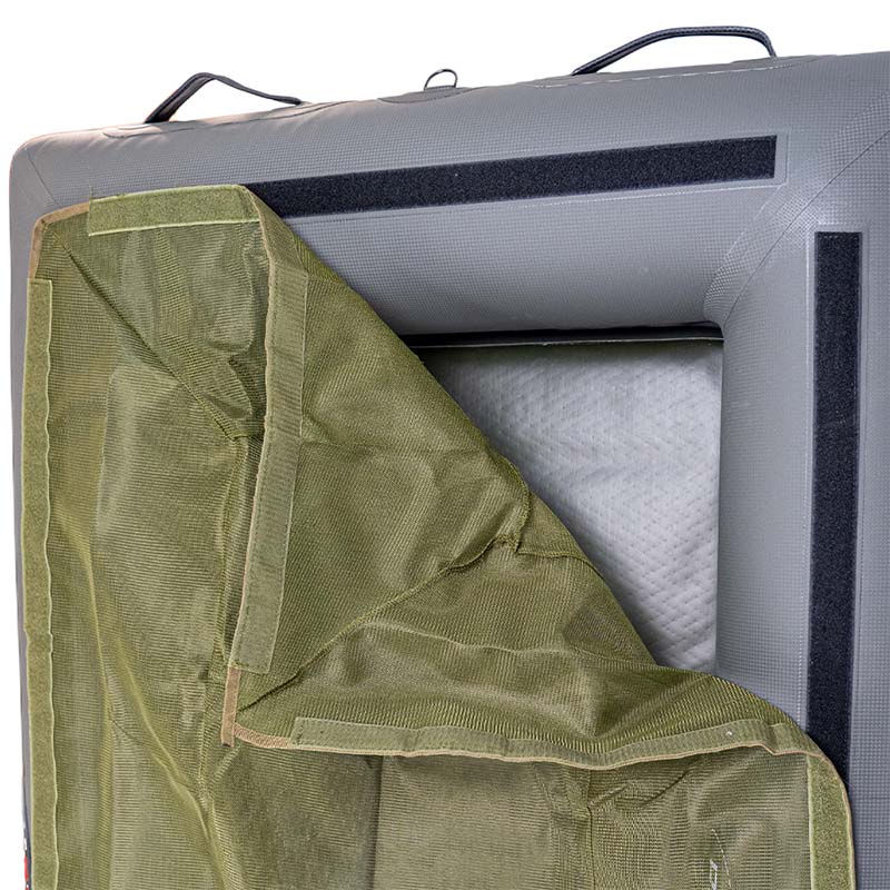 Detail dubbel klittenband bevestiging mesh insert