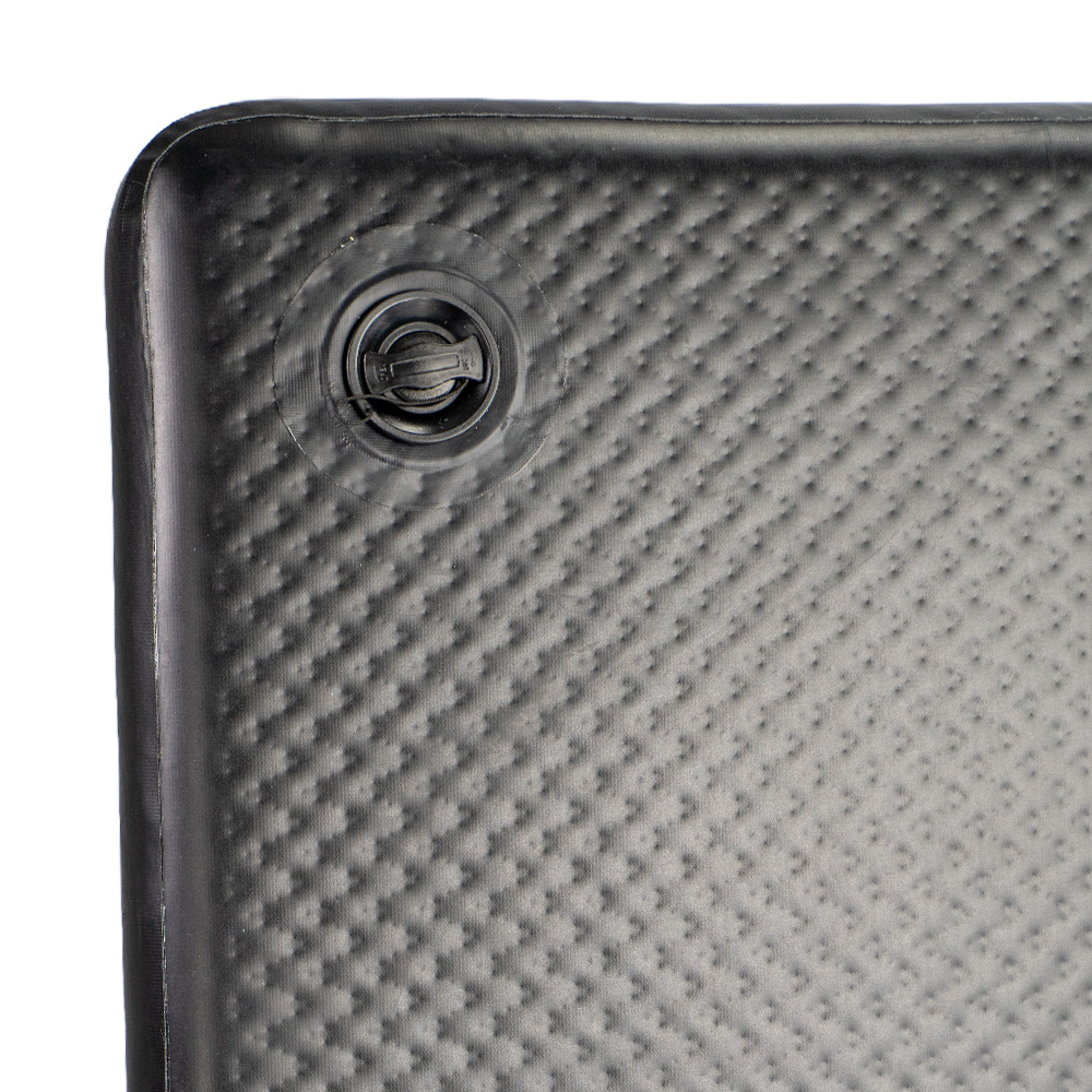 Raptor-Airmat-Floating-Cradle-ZWART detailfoto ventiel
